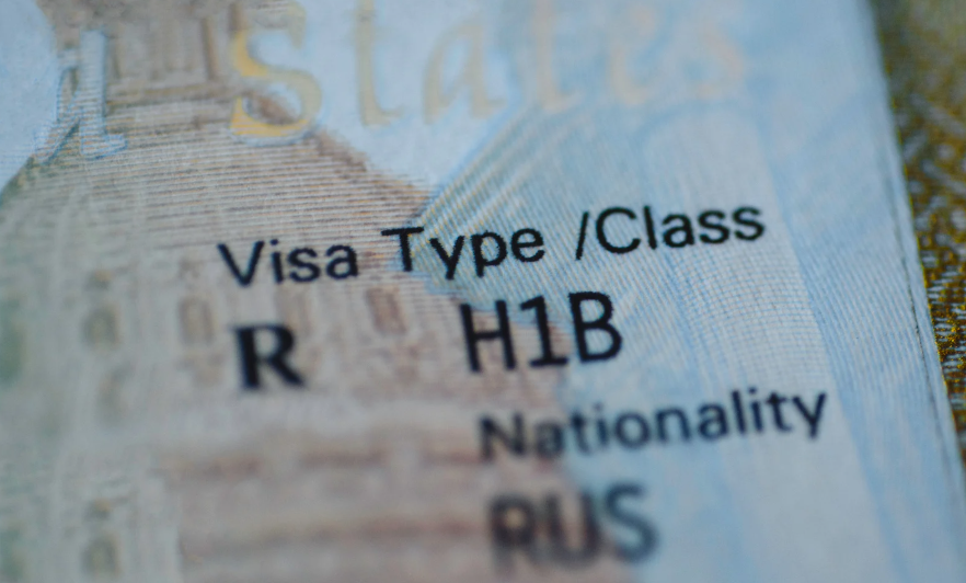 How H-1B Visa Holders Can Apply for a Green Card